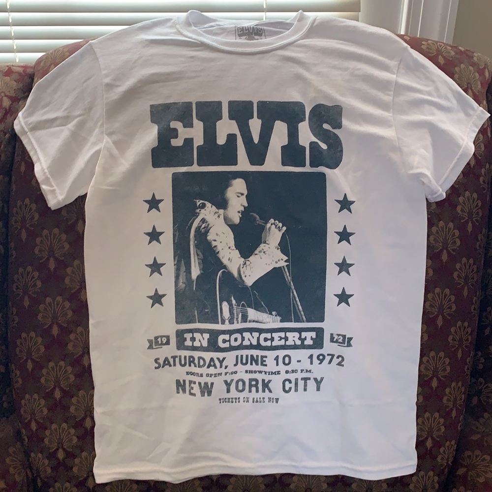 NWT Elvis concert poster print tee 100% cotton - Picture 2 of 2